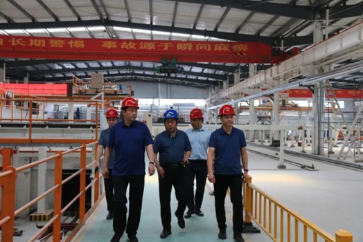 崔仲民總經(jīng)理到子公司調(diào)研指導(dǎo)安全生產(chǎn)、疫情防控和生產(chǎn)經(jīng)營工作